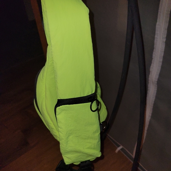 FP Movement Neon Green Women's Sling Bag - Picture 4 of 6